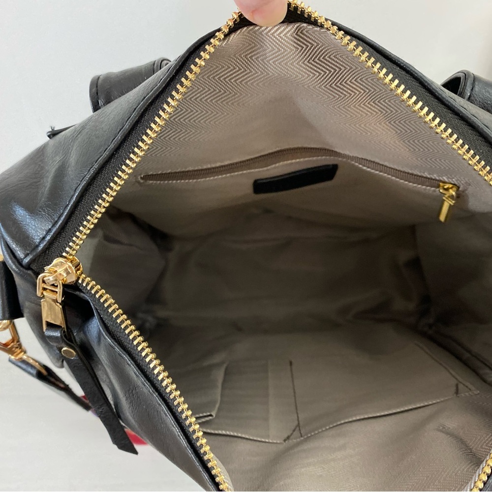 Brand NEW~Camden Bag w/ Metallic Lavender Camo Crossbody Strap 💜💚 - Picture 7 of 11